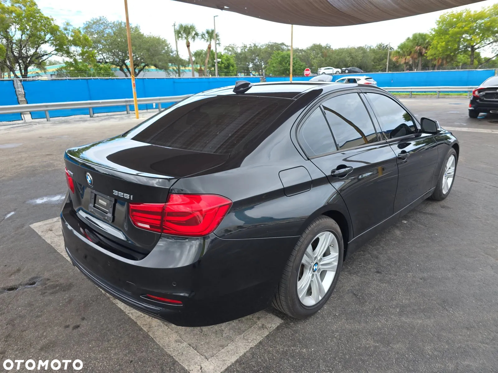 BMW Seria 3 328i xDrive Luxury Line - 4
