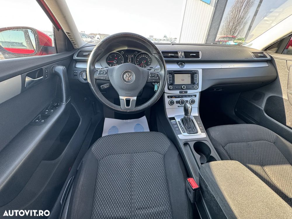 Volkswagen Passat 2.0 Blue TDI DSG SCR Comfortline - 24