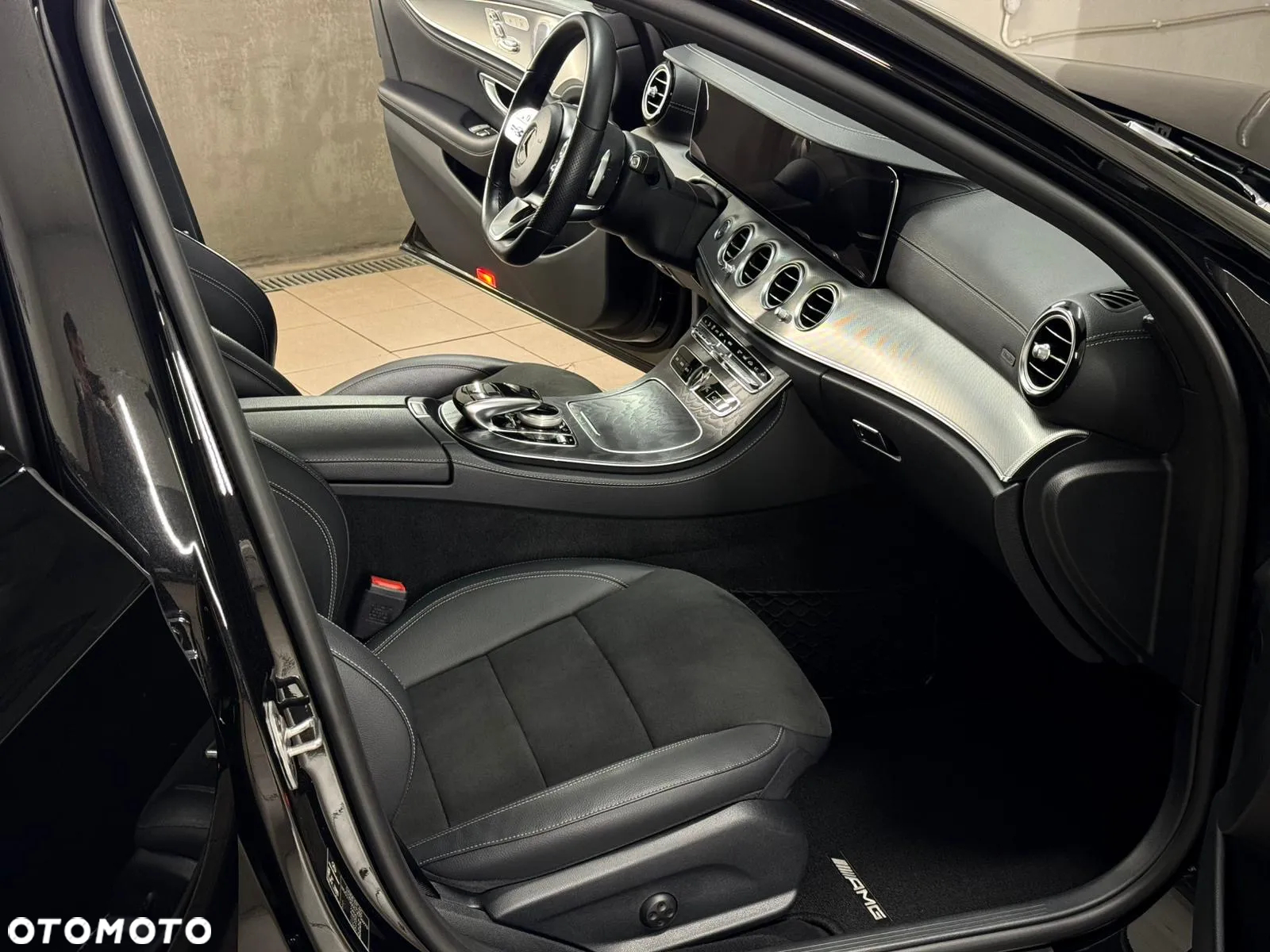 Mercedes-Benz Klasa E 220 d 4-Matic Business Edition 9G-TRONIC - 5