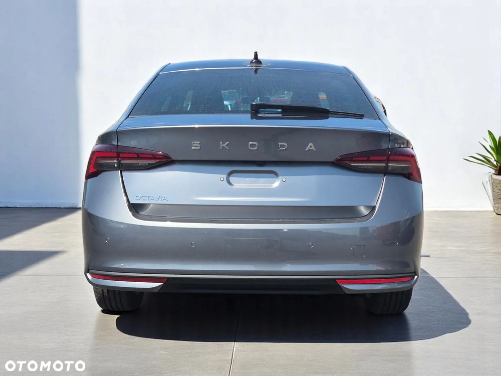 Skoda Octavia 1.5 TSI mHEV Drive Selection DSG - 7