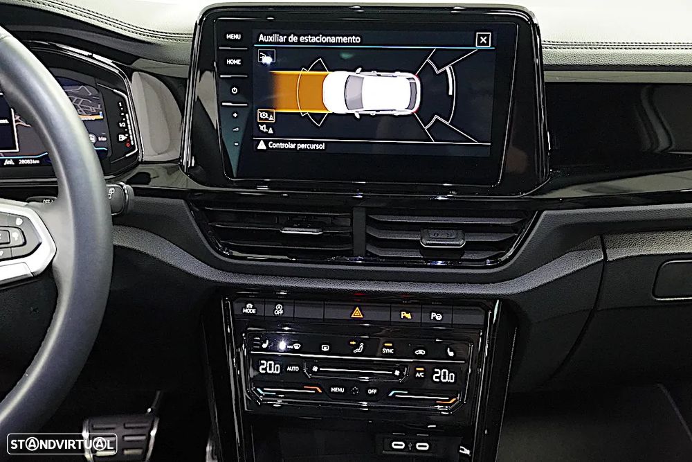 VW T-Roc 1.5 TSI R-Line DSG - 32