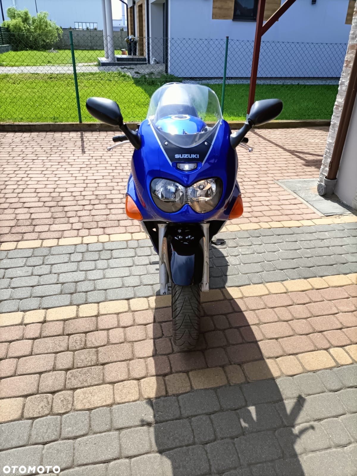 Suzuki GSX - 1