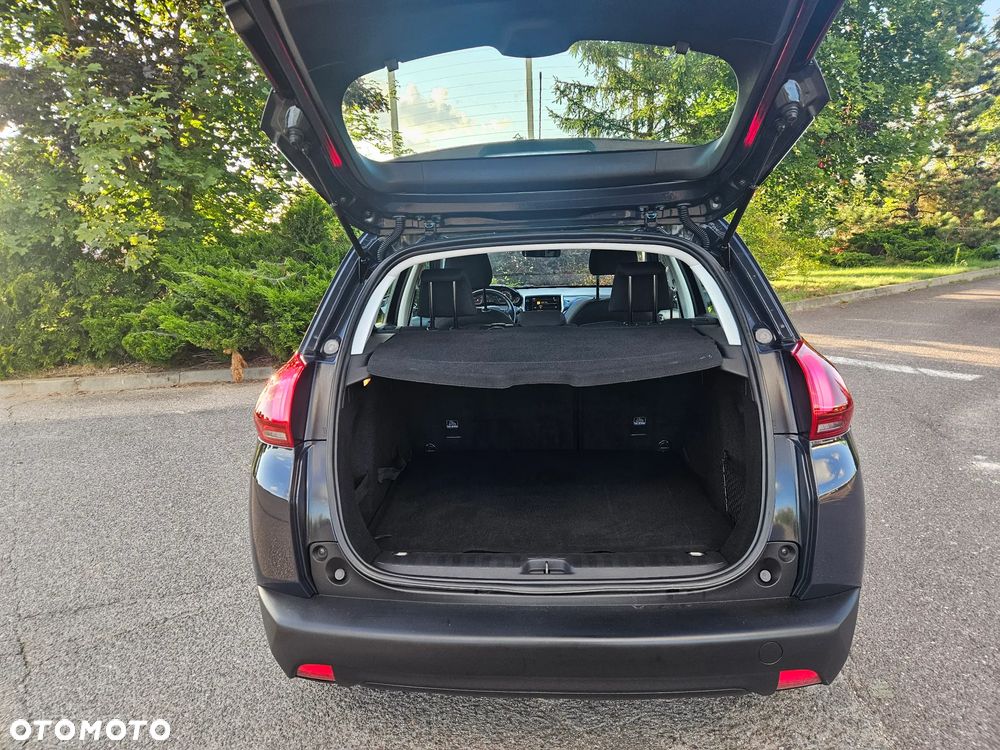 Peugeot 2008 PureTech 82 Style - 40