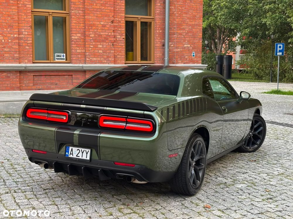 Dodge Challenger 3.6 SXT - 18