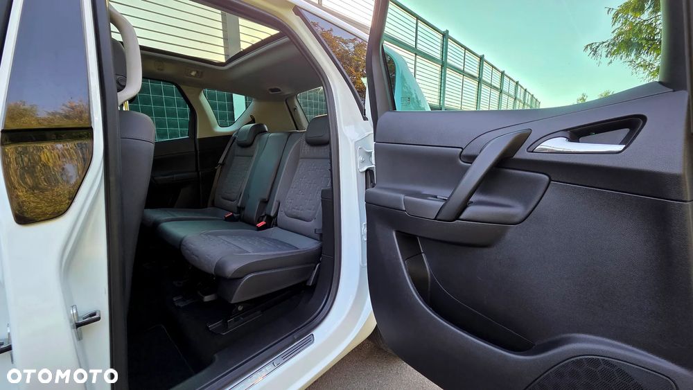 Opel Meriva 1.4 T Essentia S&S - 36