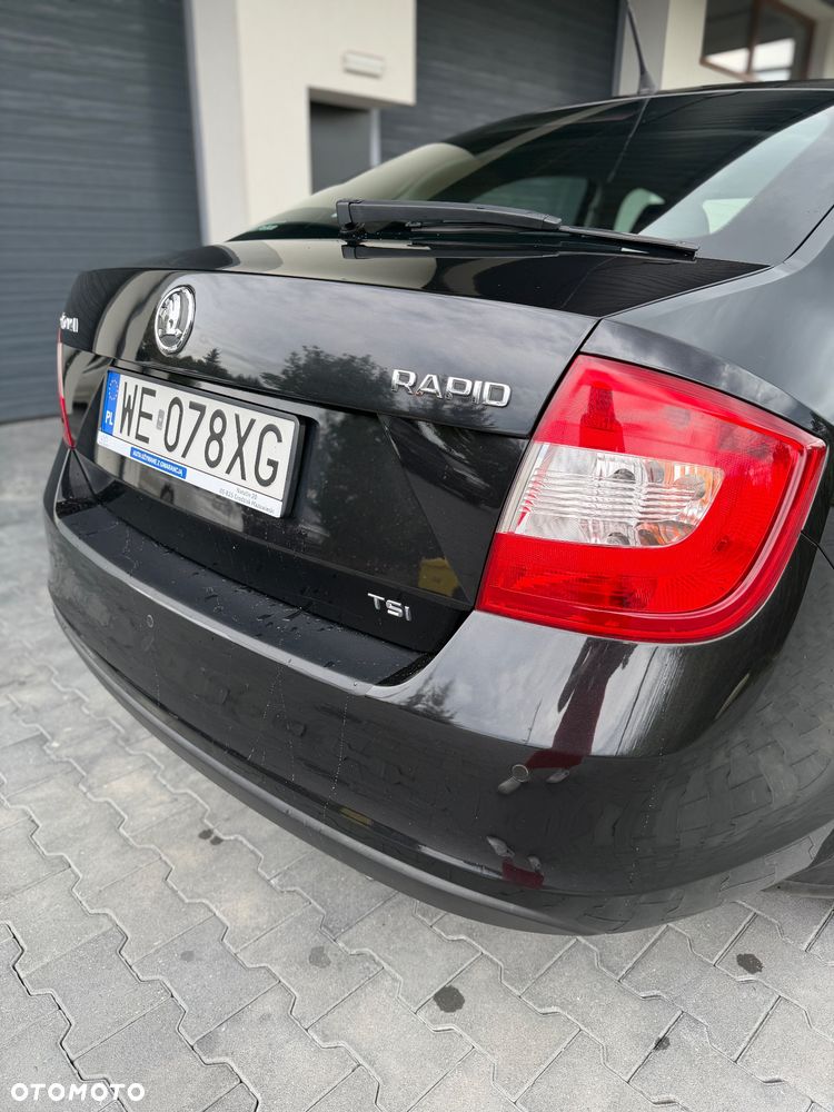 Skoda RAPID 1.2 TSI Active - 29