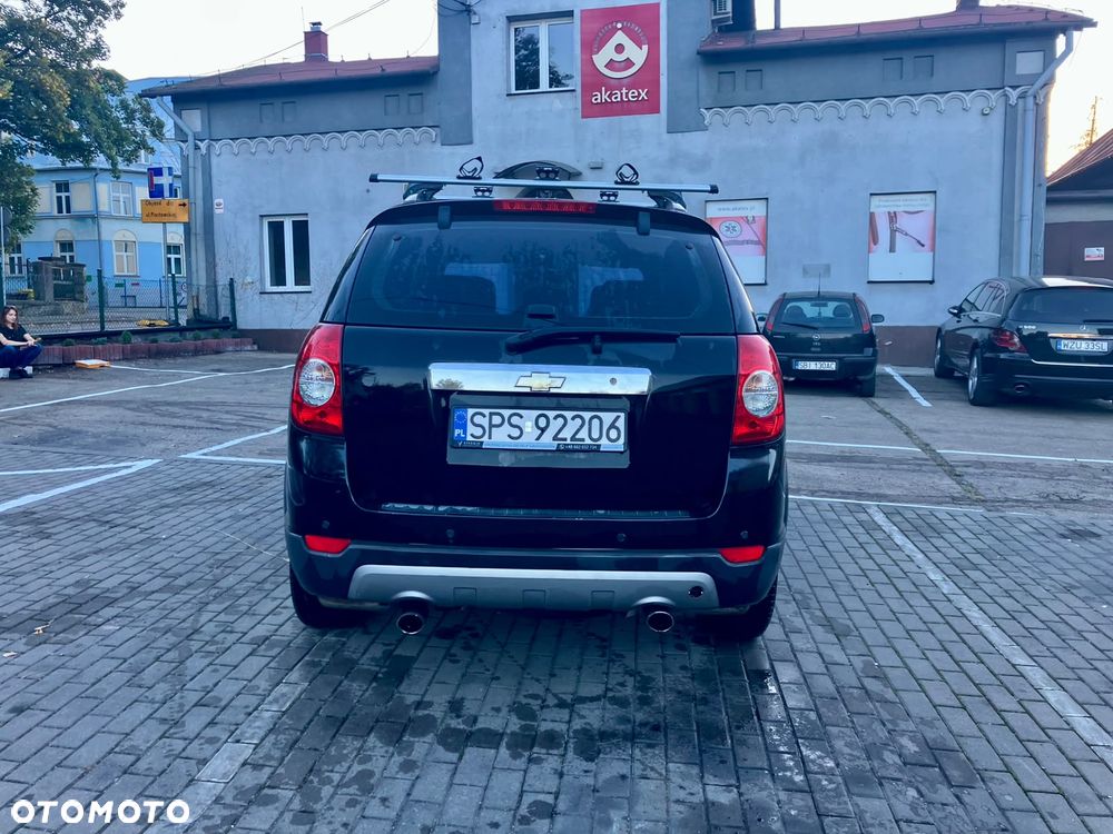 Chevrolet Captiva 2.4 2WD 7 Sitzer LS Family Edition - 4