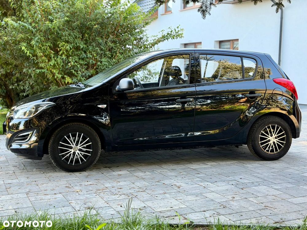 Hyundai i20 1.25 Wersja Jubileuszowa - 11