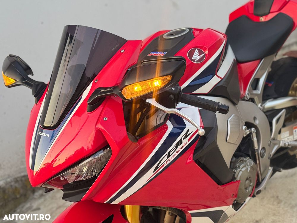 Honda CBR1000RR-R Fireblade SP - 2