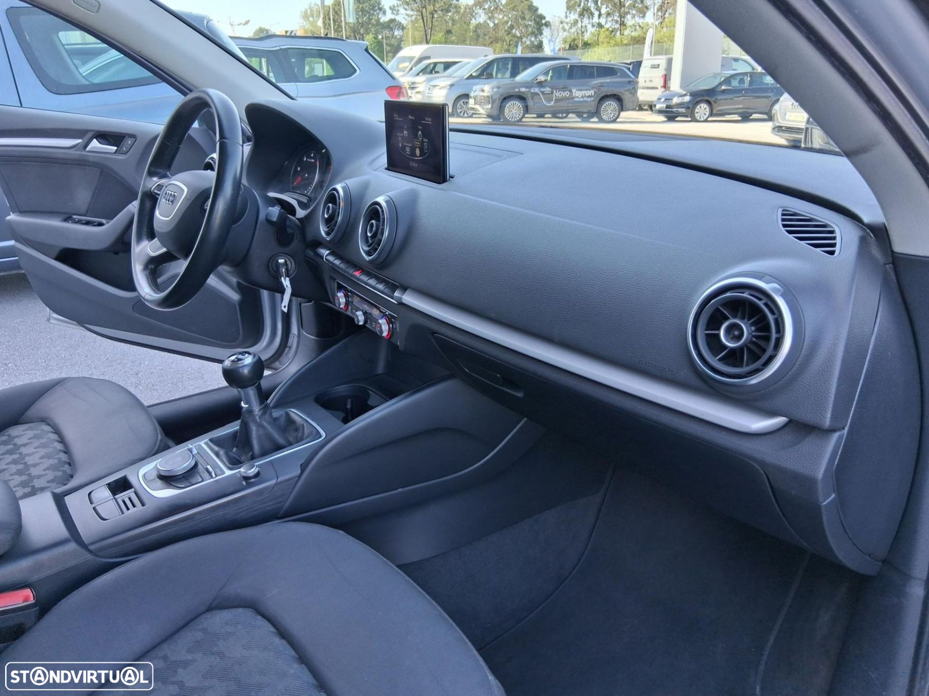 Audi A3 Sportback 1.6 TDI Attraction - 14