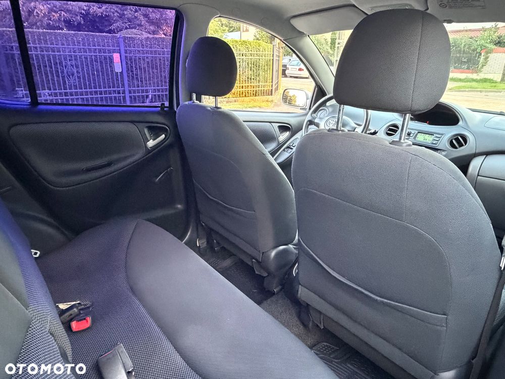 Toyota Yaris 1.4 D-4D Terra - 24