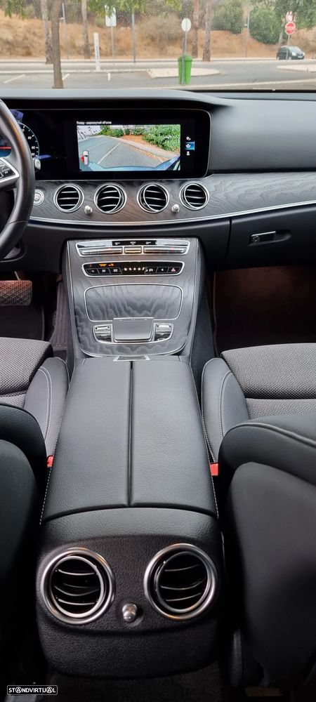 Mercedes-Benz E 300 de Avantgarde - 24
