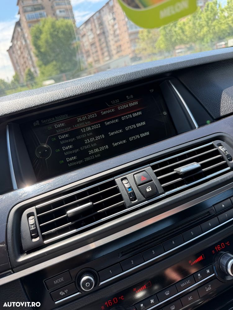 BMW Seria 5 520d Aut. - 17