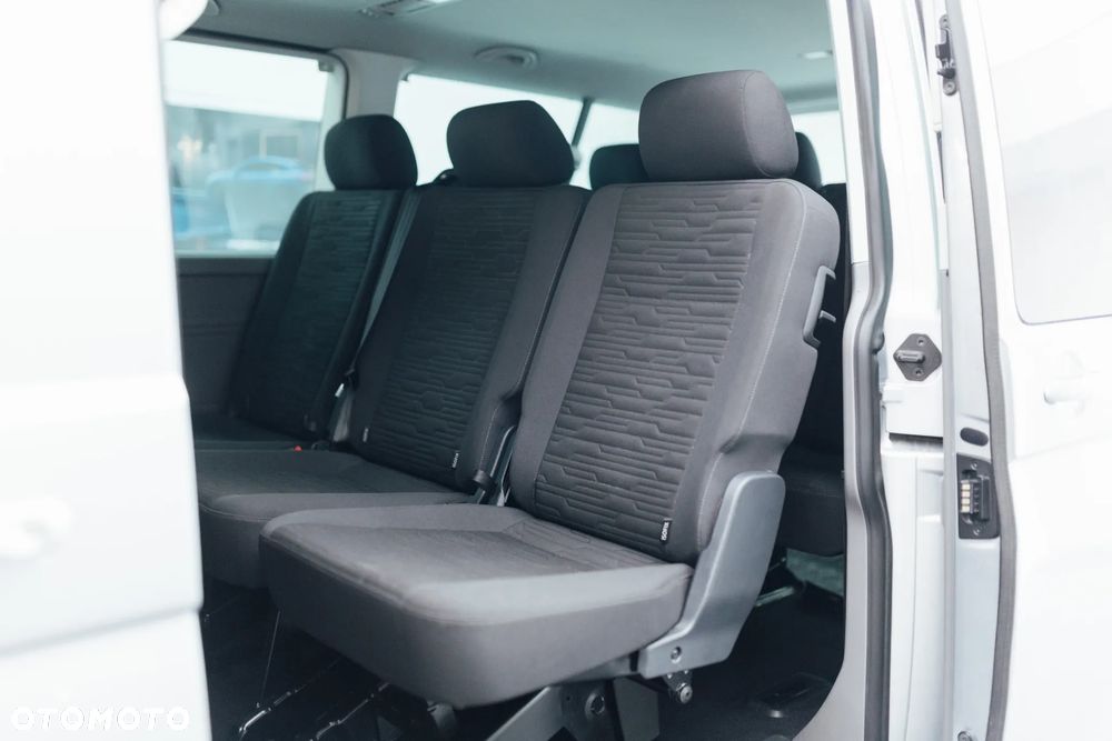 Volkswagen Caravelle - 32