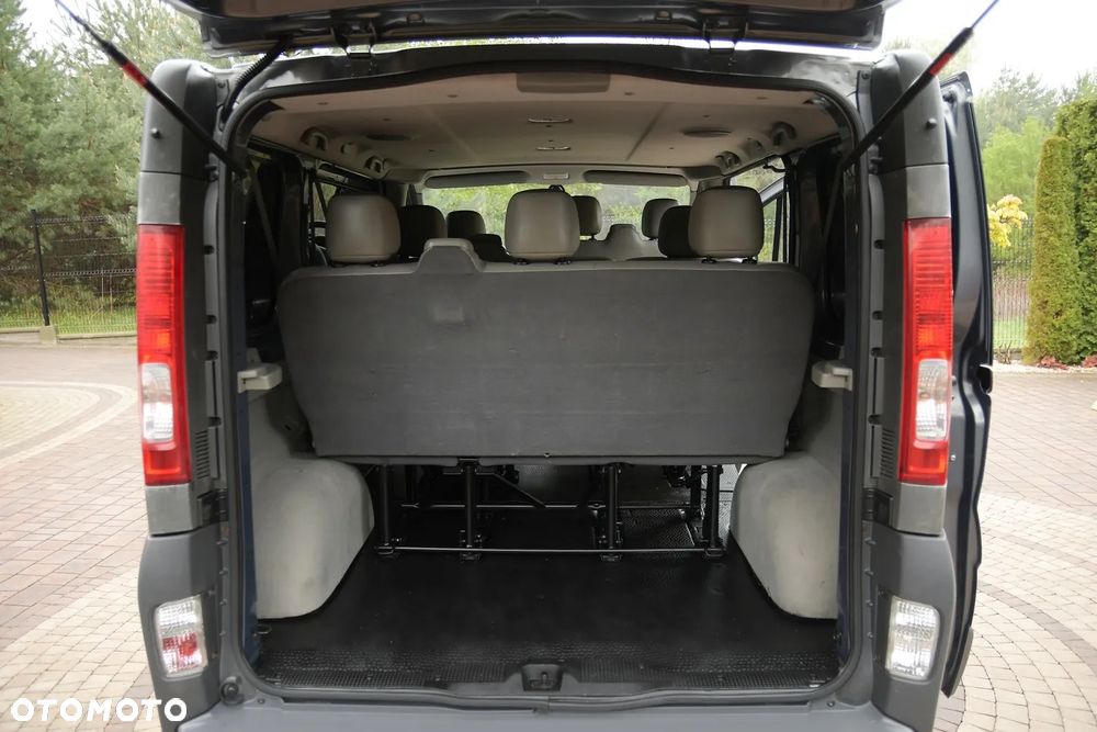Opel Vivaro - 16