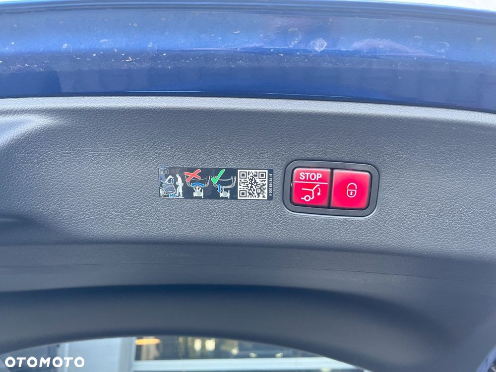 Mercedes-Benz GLC - 16