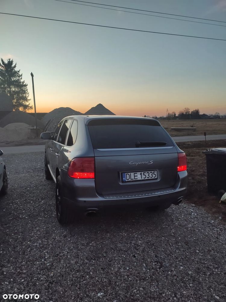 Porsche Cayenne S Tiptronic - 4
