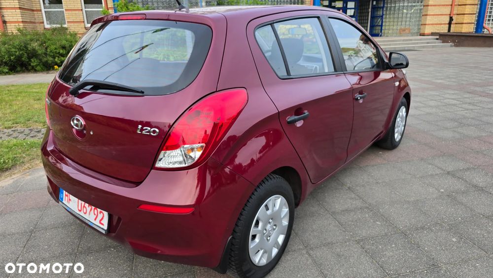 Hyundai i20 - 11
