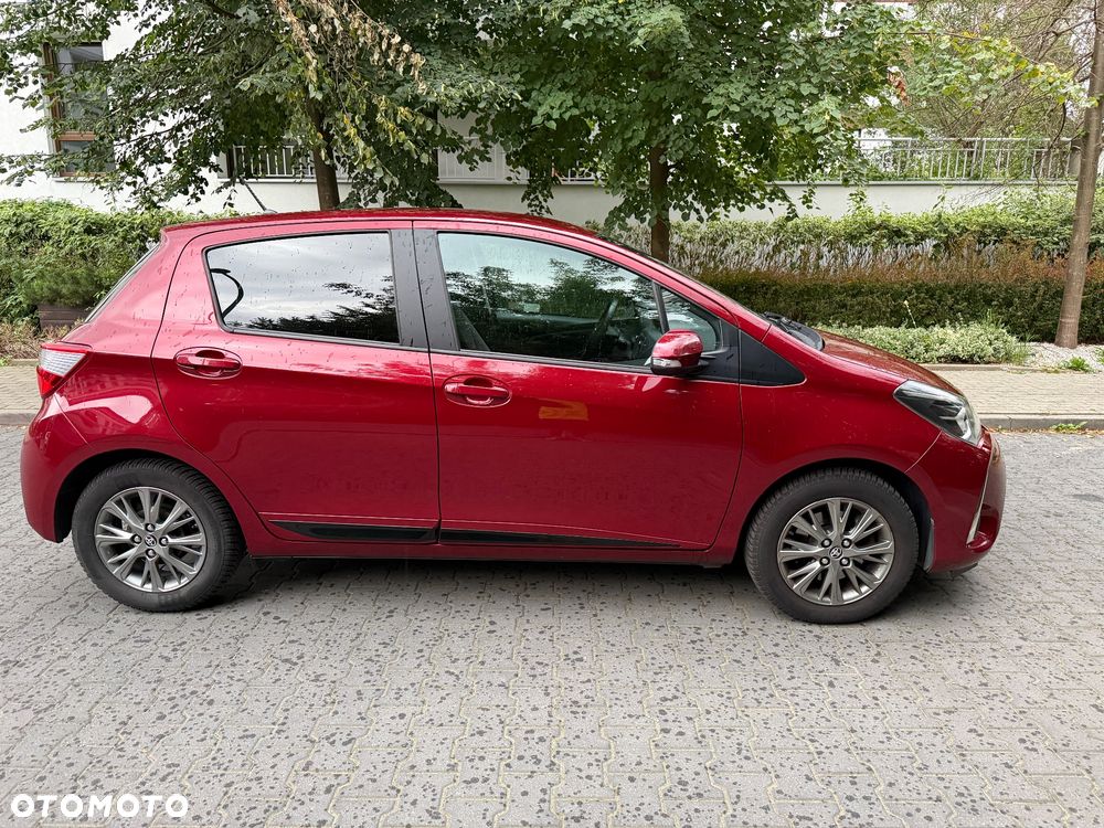 Toyota Yaris 1.5 Premium - 2