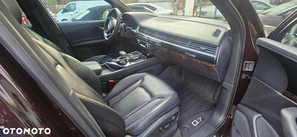 Audi Q7 - 5
