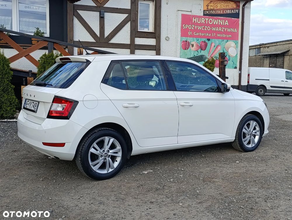 Skoda Fabia 1.0 Ambition - 12