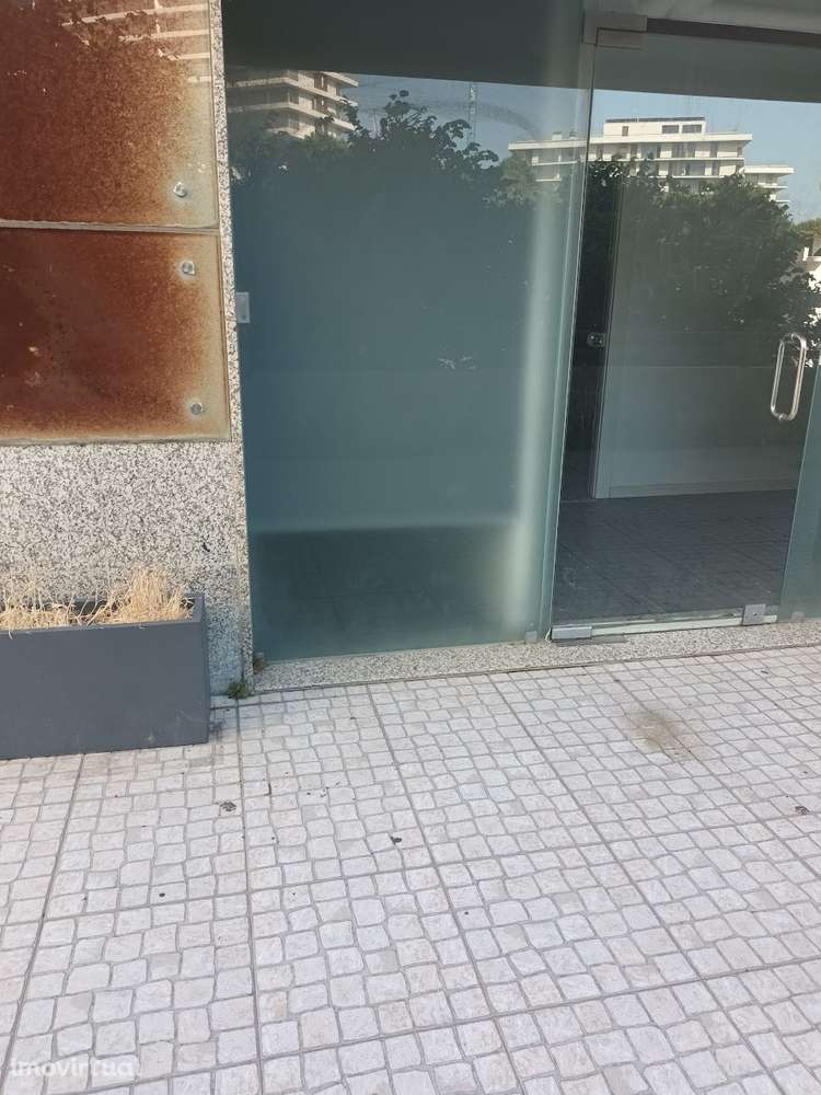 Vende-se Loja Miraflores - Grande imagem: 2/2