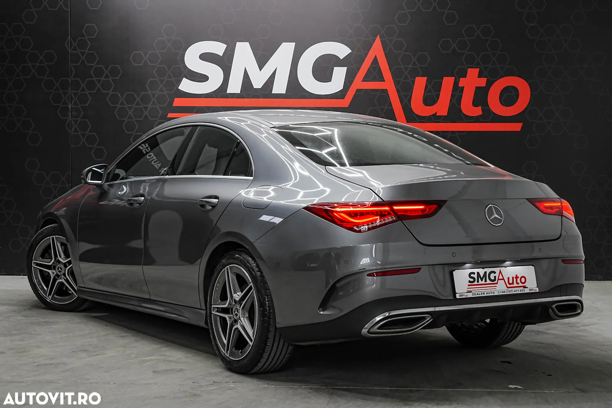 Mercedes-Benz CLA 200 7G-DCT AMG Line - 4