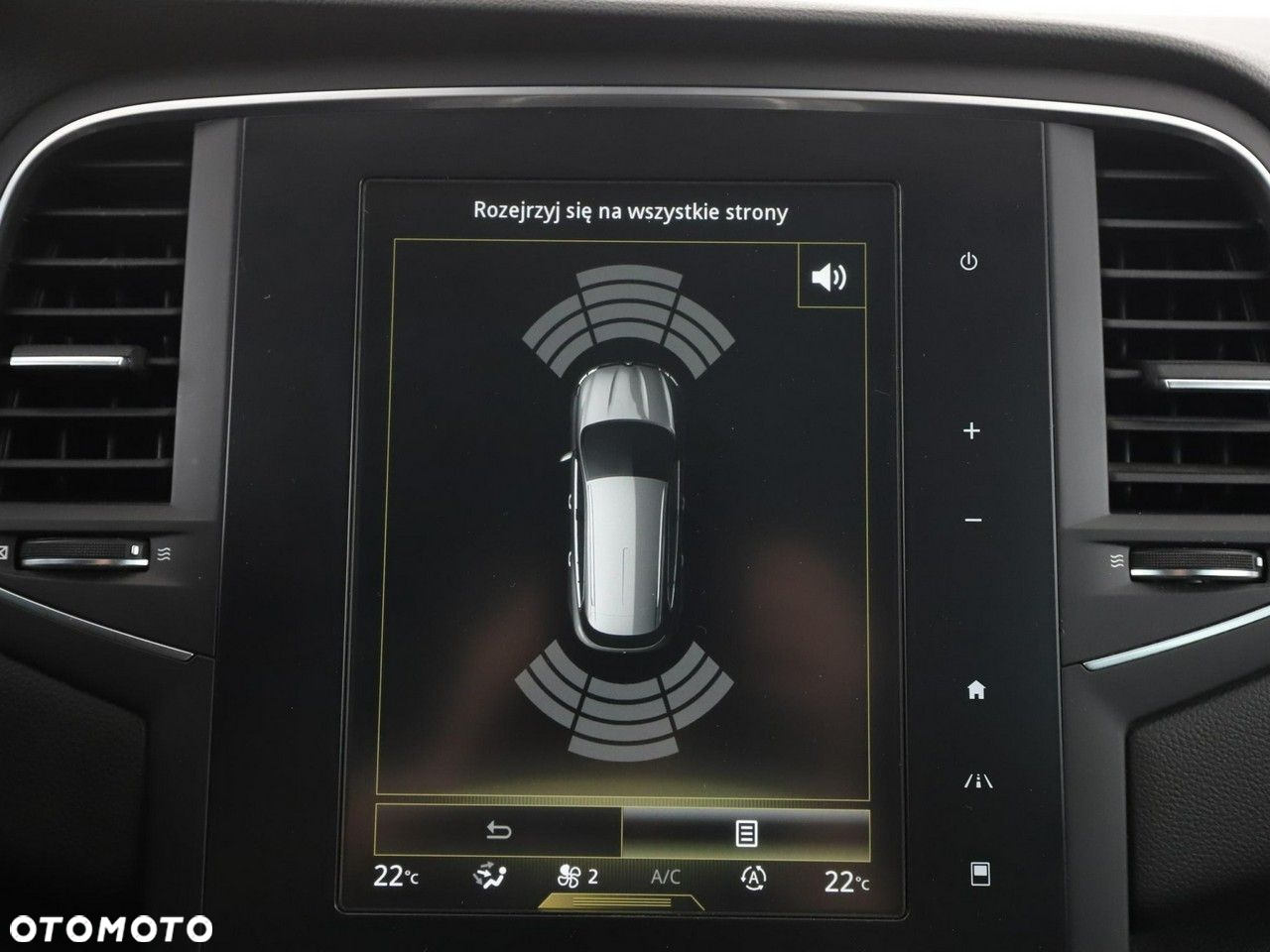 Renault Megane ENERGY dCi 110 EDC INTENS - 24
