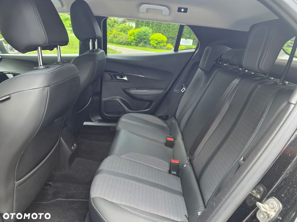 Peugeot 2008 PureTech 100 Stop&Start Allure - 22