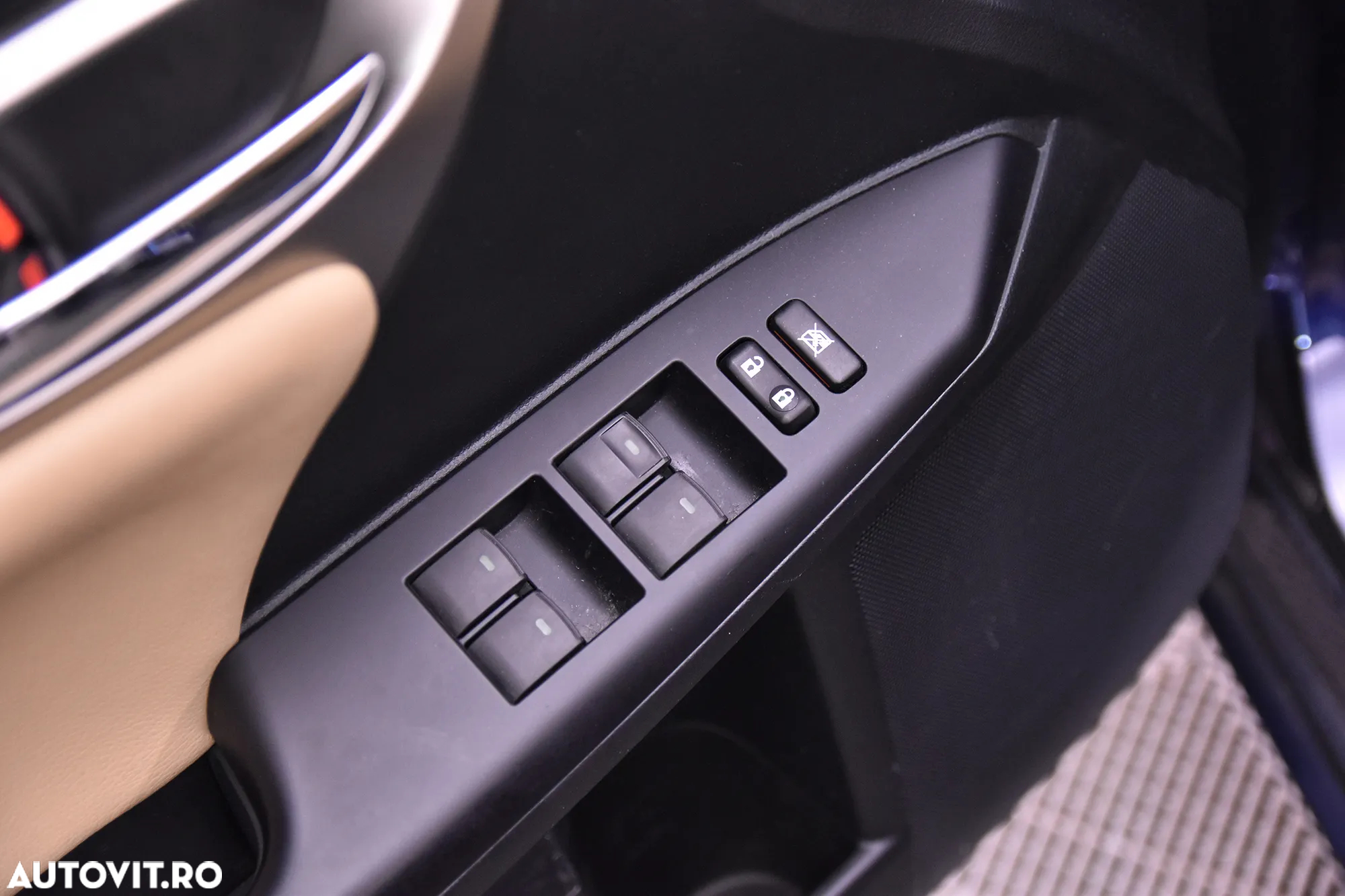 Lexus CT 200h - 14