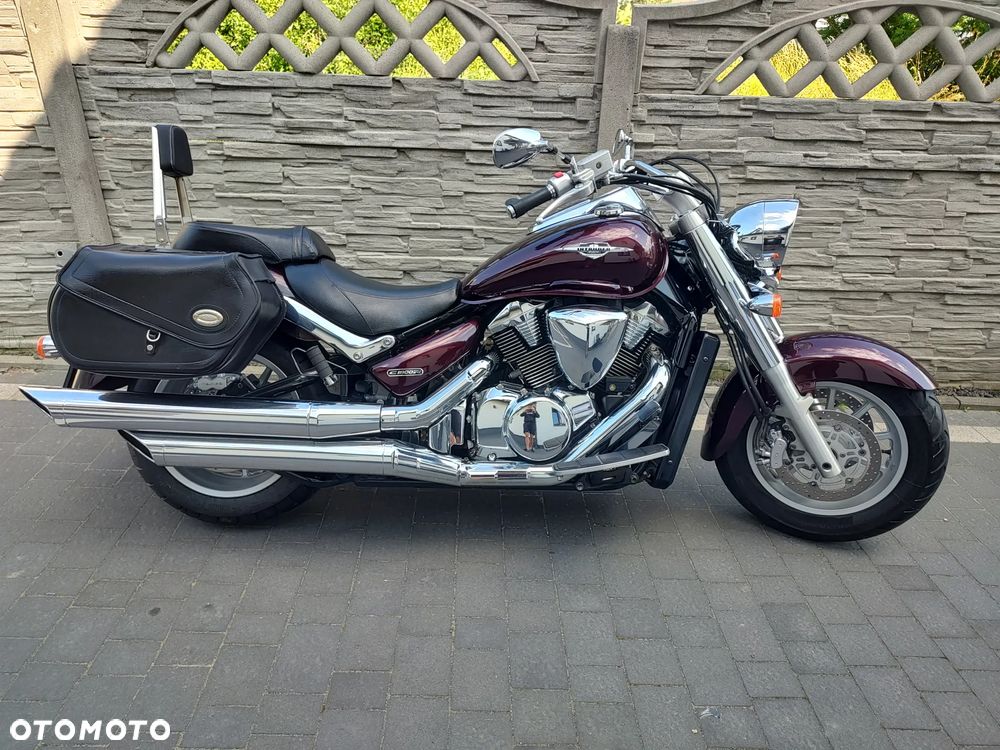 Suzuki Intruder - 3