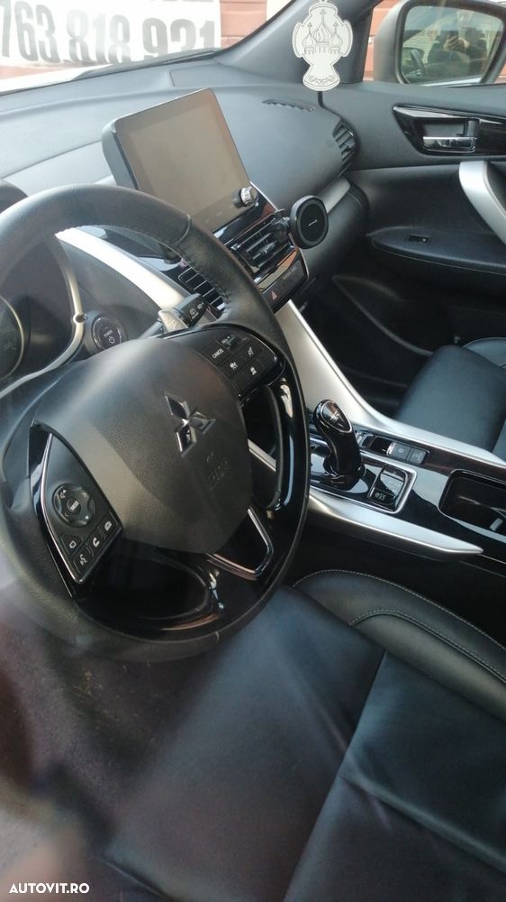 Mitsubishi Eclipse-Cross PHEV Intense+ Black - 17