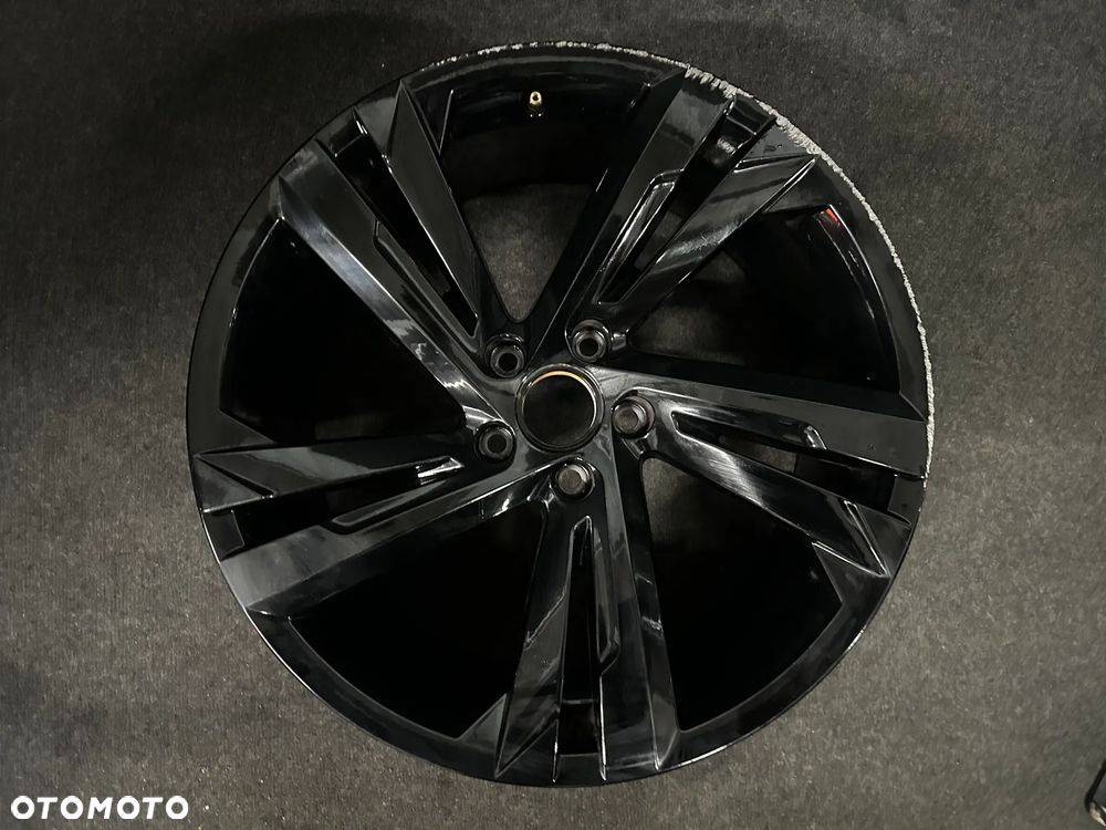 Alufelga VW Tiguan II 19 cali 5x112 1szt. 5NA601025AM - 1
