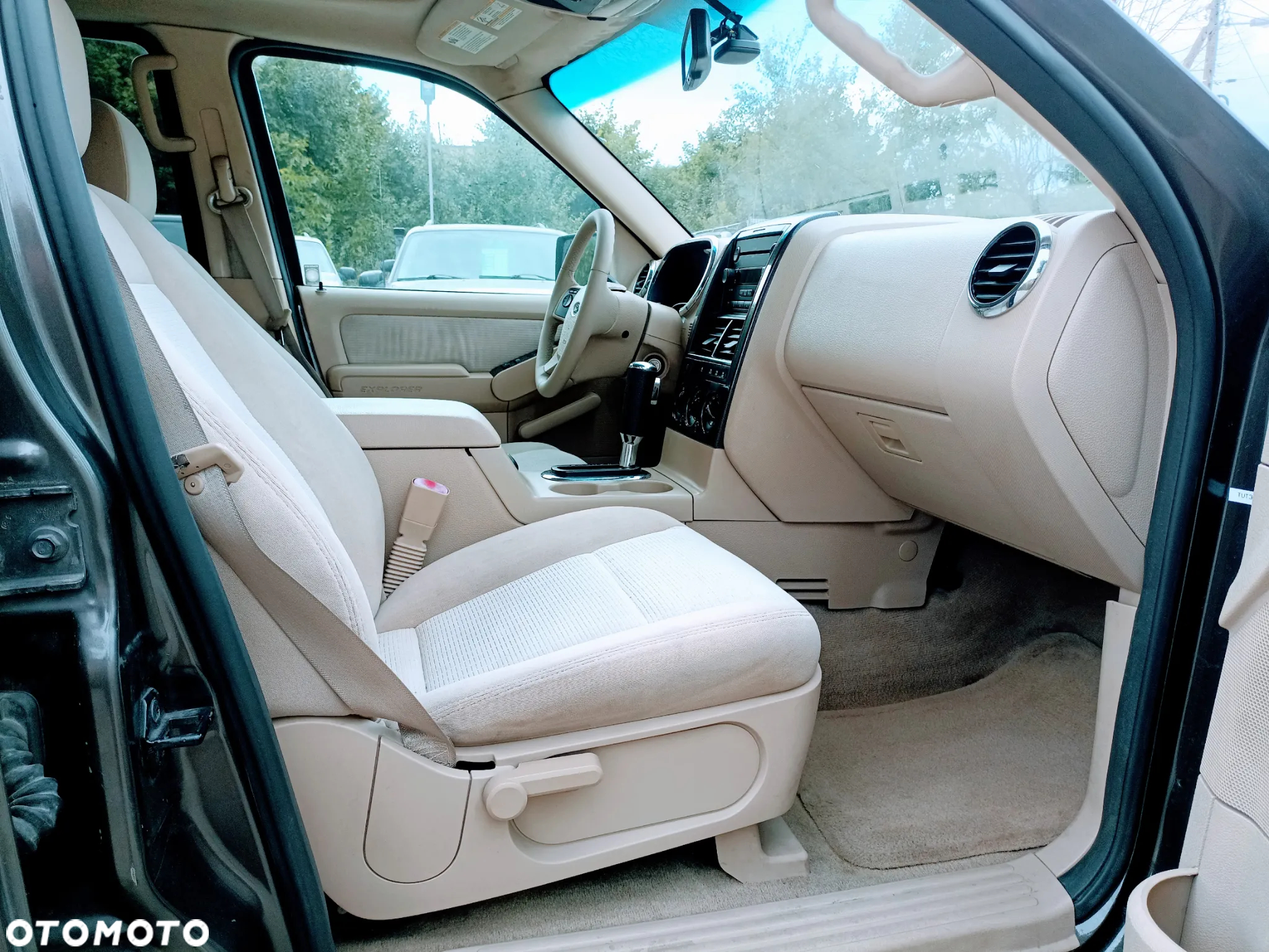 Ford Explorer 4.0 4WD - 20
