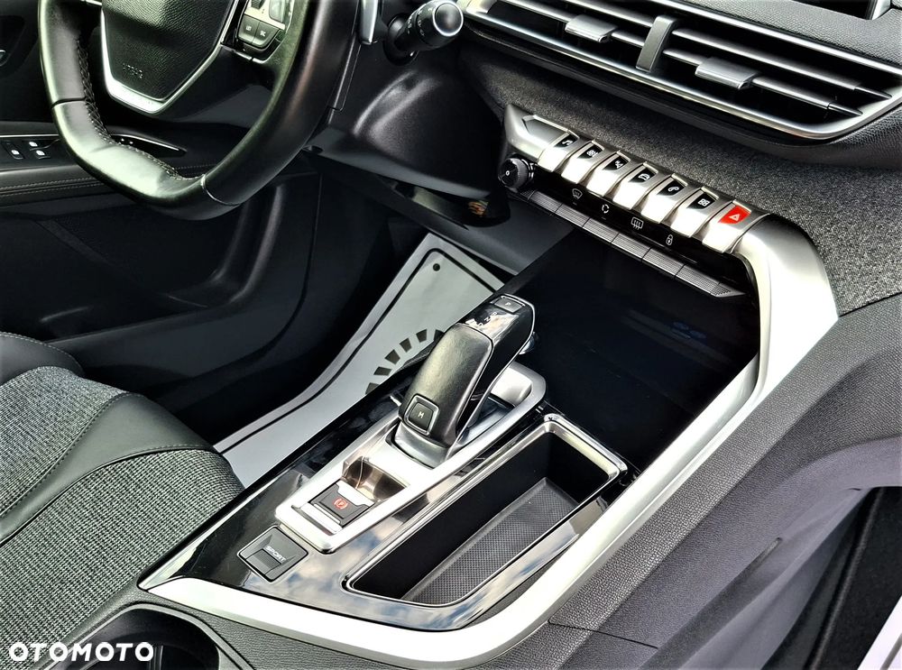 Peugeot 3008 BlueHDi 120 Stop & Start EAT6 Allure - 33