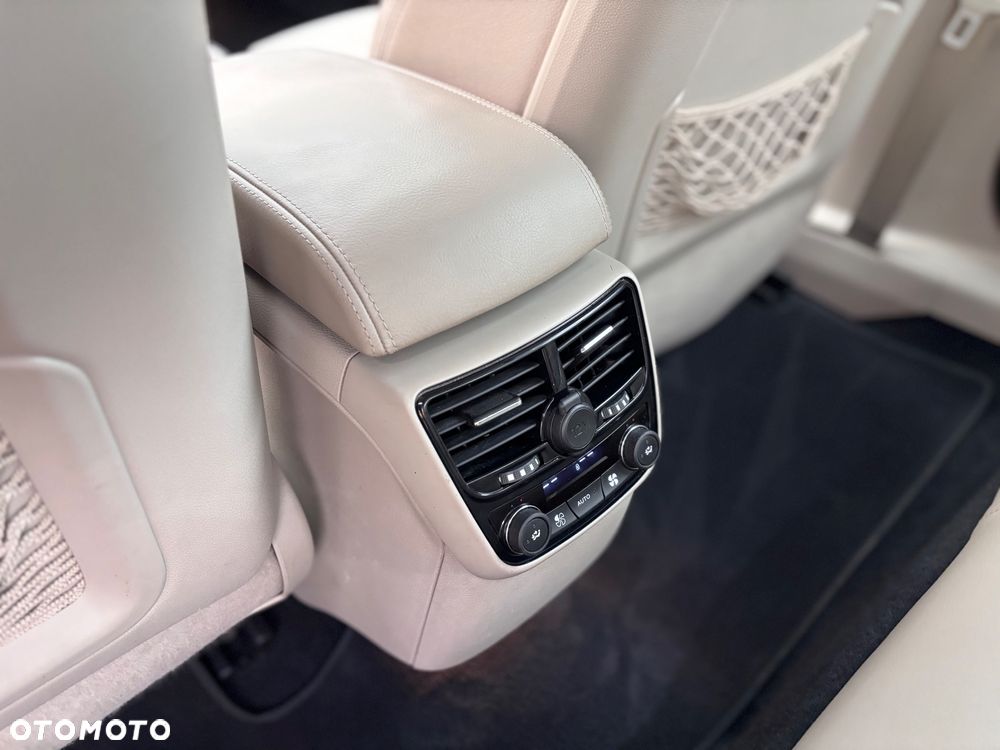 Peugeot 508 2.0 BlueHDi Allure S&S - 32