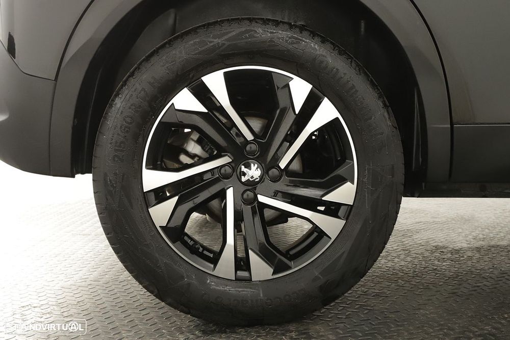 Peugeot 2008 1.2 PureTech Allure - 5