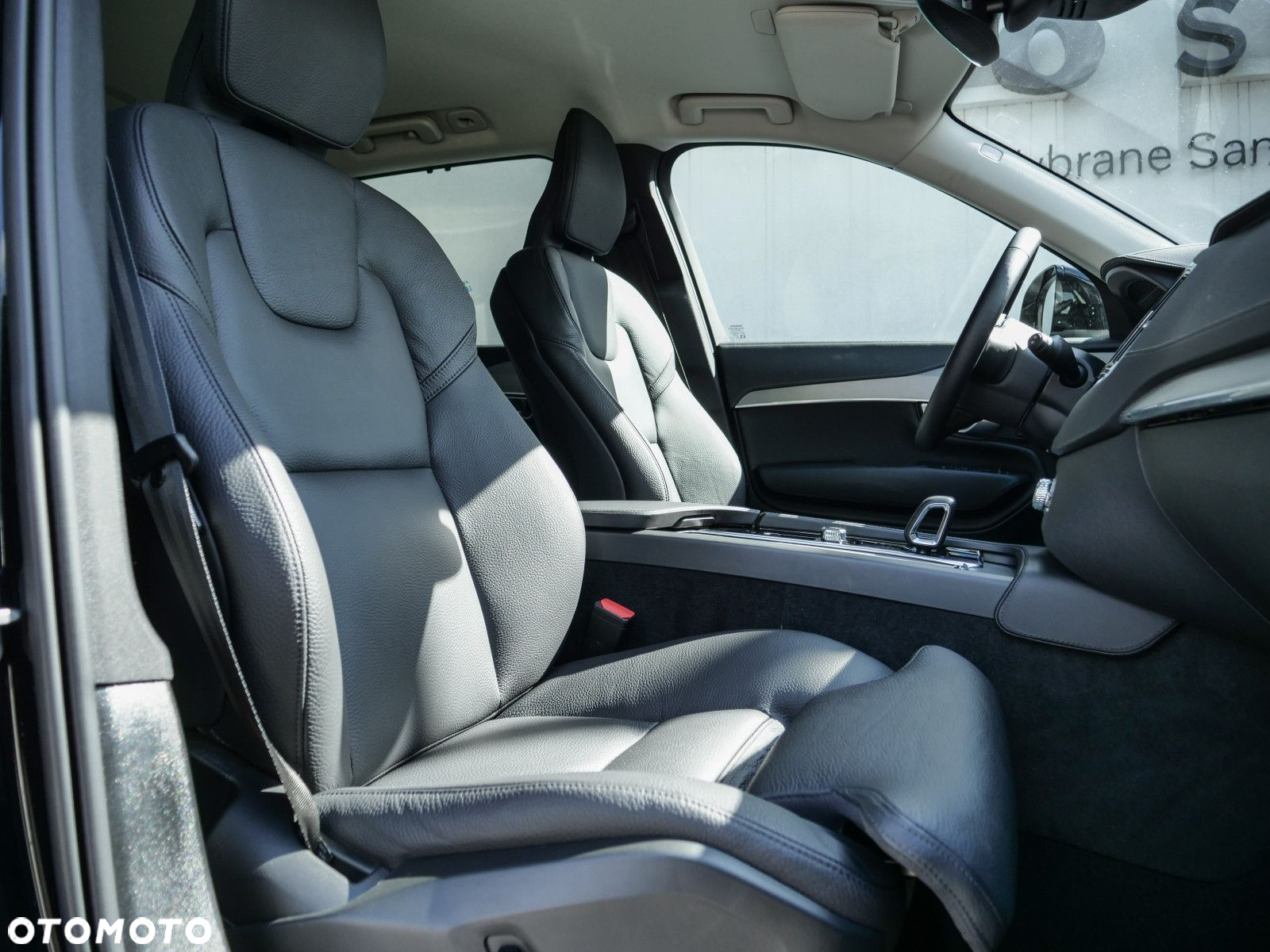 Volvo XC 90 - 30