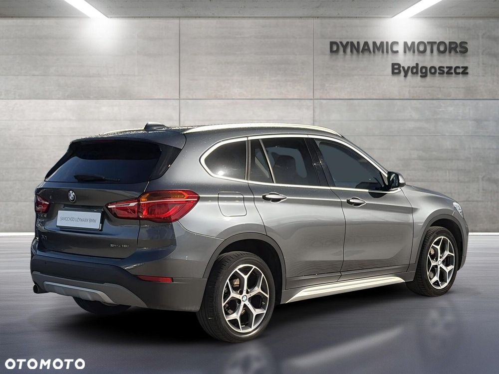 BMW X1 sDrive18i xLine - 6
