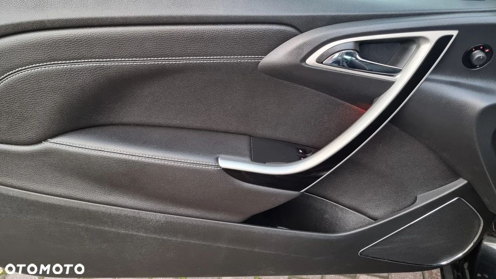Opel Astra GTC 1.4 Turbo Innovation - 36