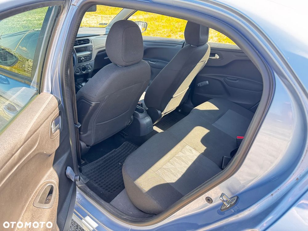 Citroën C-Elysée - 10