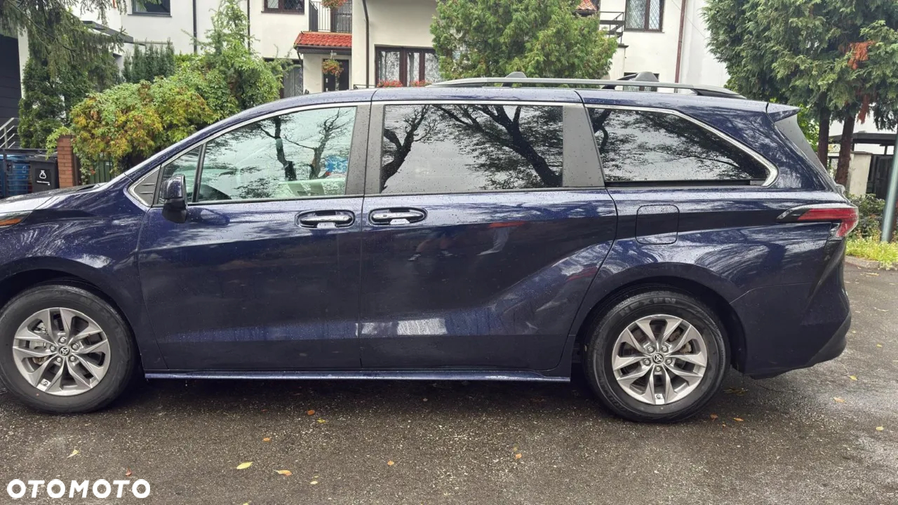 Toyota Sienna 3.5 V6 LE AWD - 2