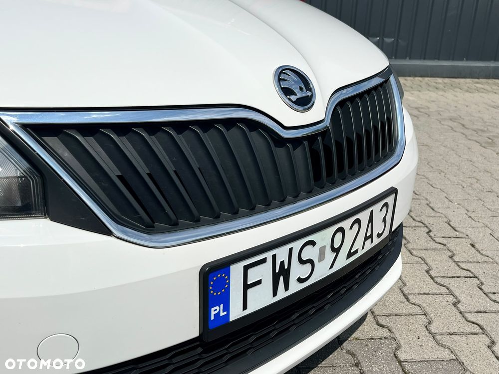 Skoda RAPID 1.0 TSI Active - 26