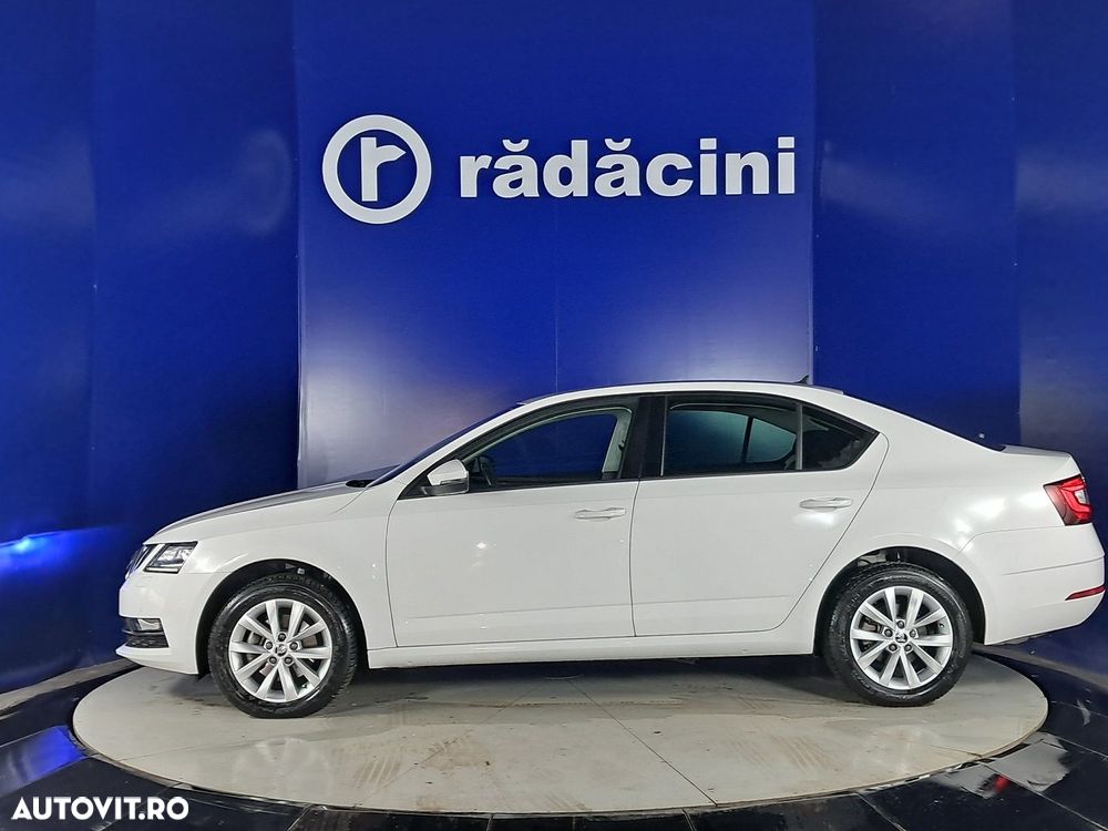 Skoda Octavia - 2