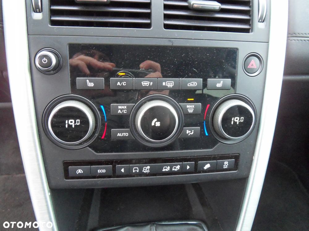 Land Rover Discovery Sport 2.0 TD4 HSE Luxury - 19