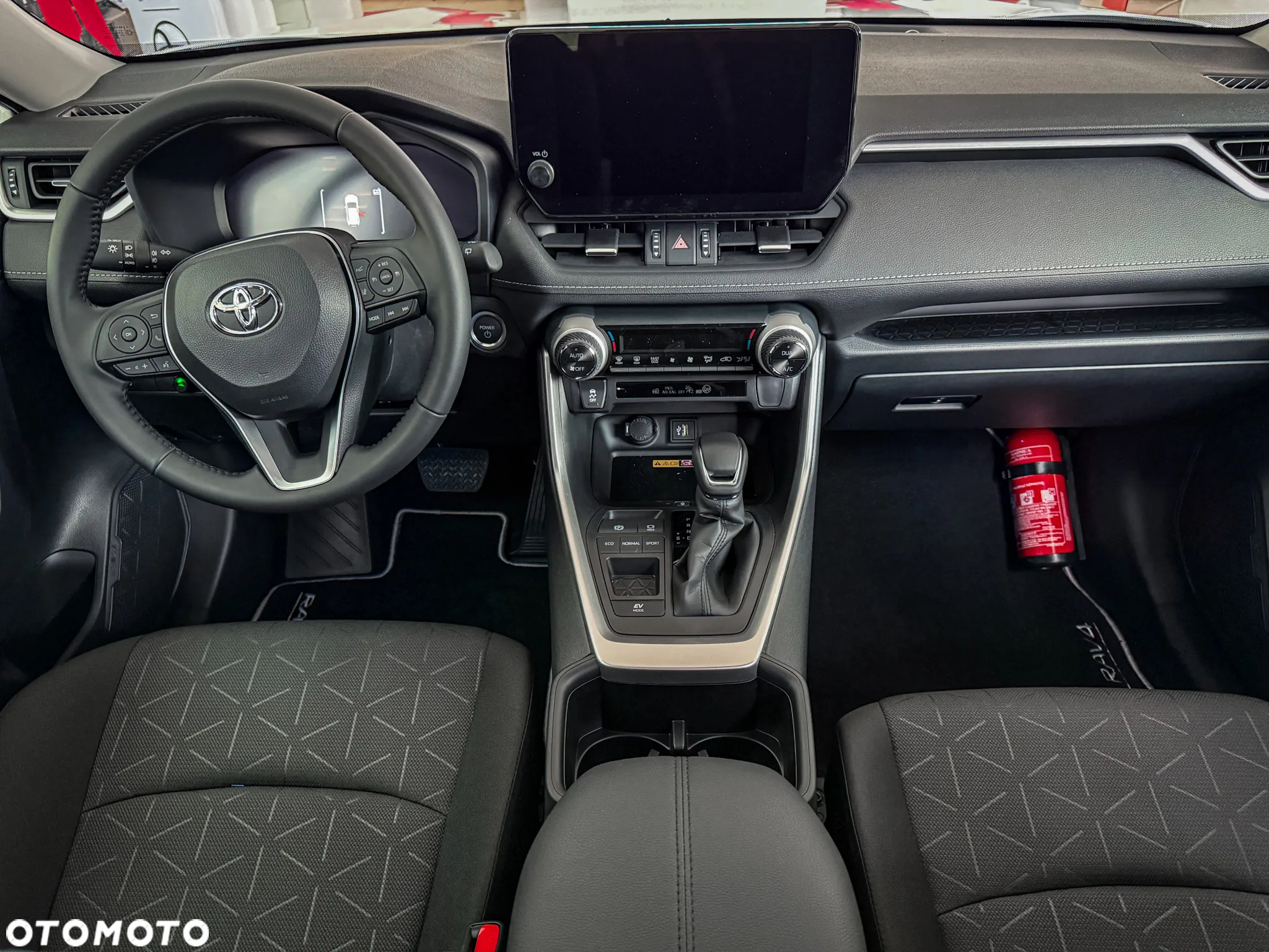 Toyota RAV4 - 13