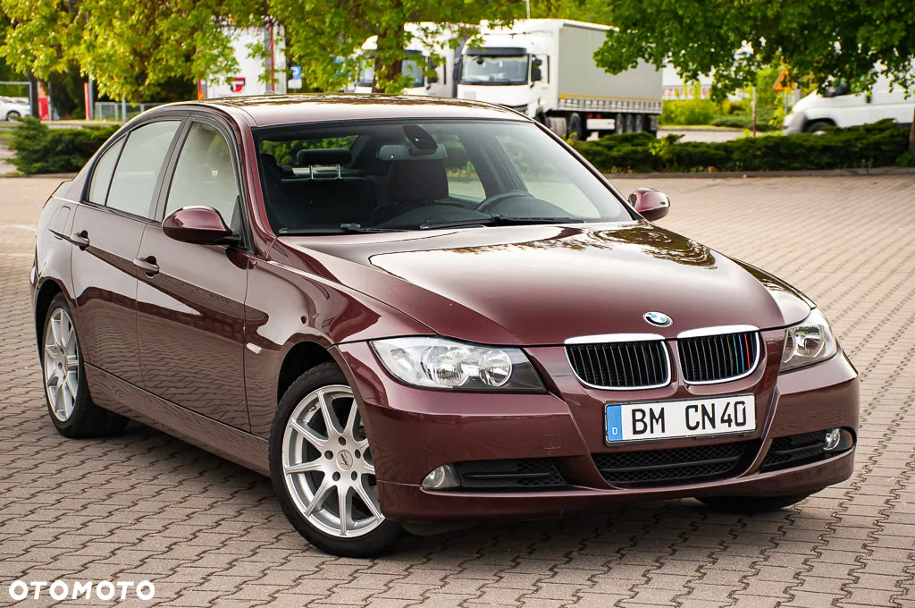 BMW Seria 3 320i - 10