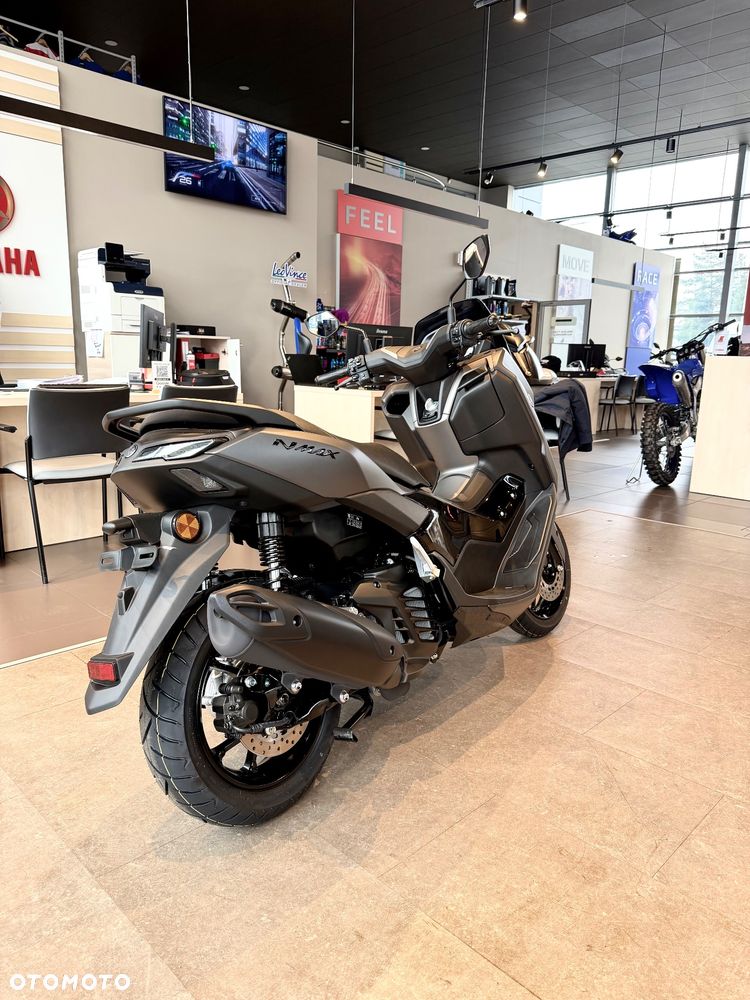 Yamaha NMAX - 3
