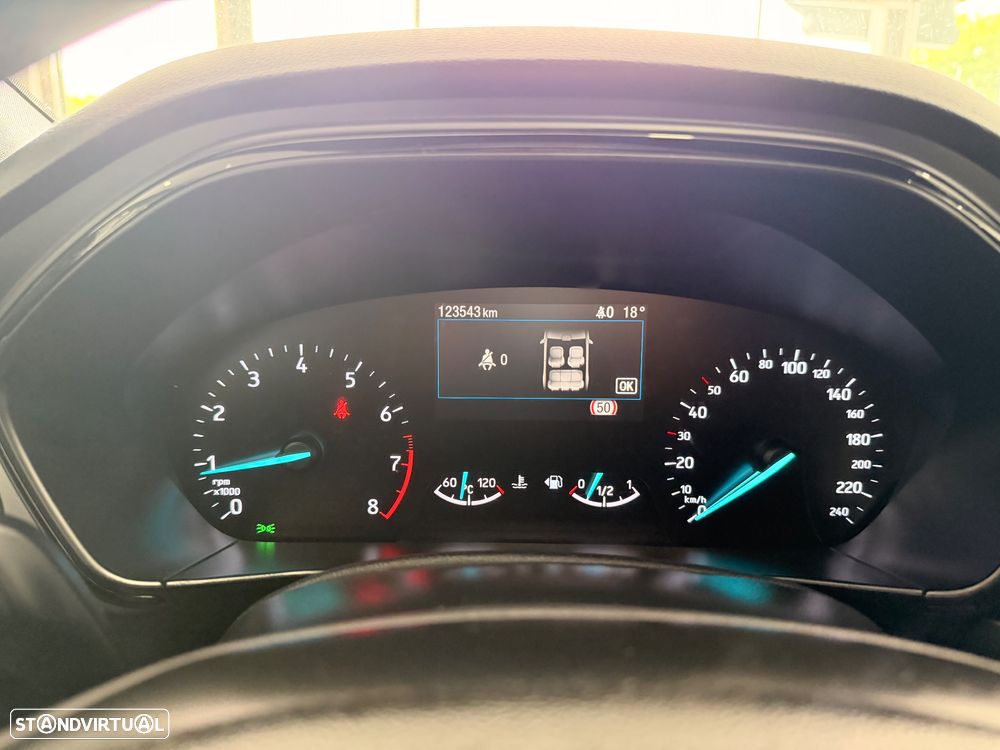 Ford Focus SW 1.0 EcoBoost ST-Line X - 17