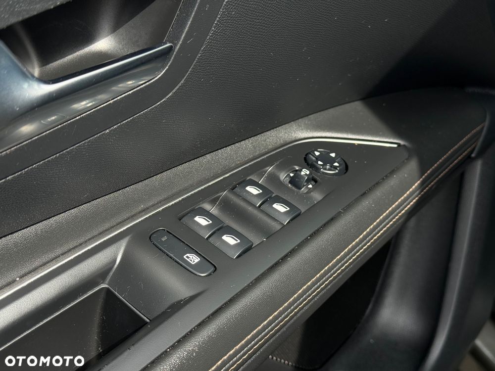 Peugeot 3008 2.0 BlueHDi GT S&S EAT8 - 10